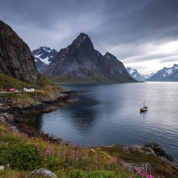 Пляжи с самыми впечатляющими закатами у моря