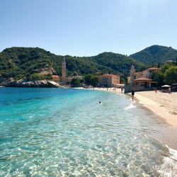 Что реально происходит на пляже Сюрпризы и ожидания