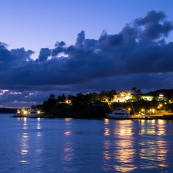 Дневной свет у побережья и спокойствие здесь и сейчас